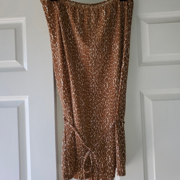 BURBERRY TUBETOP - Picture 2 of 8